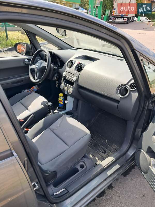 Хэтчбек Mitsubishi Colt 2007 в Киеве