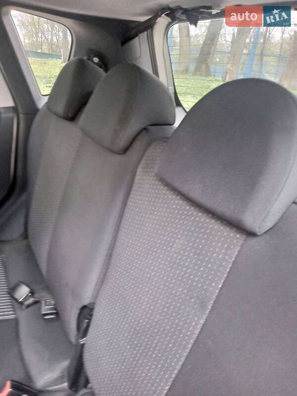 Хэтчбек Mitsubishi Colt 2008 в Луцке фото 7 Хэтчбек Mitsubishi Colt 2008 в Луцке