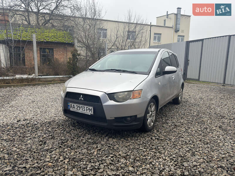 Mitsubishi Colt 2009
