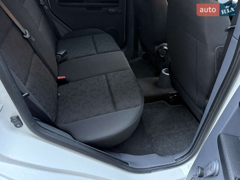 Хэтчбек Mitsubishi Colt 2010 в Черновцах фото 30 Хэтчбек Mitsubishi Colt 2010 в Черновцах