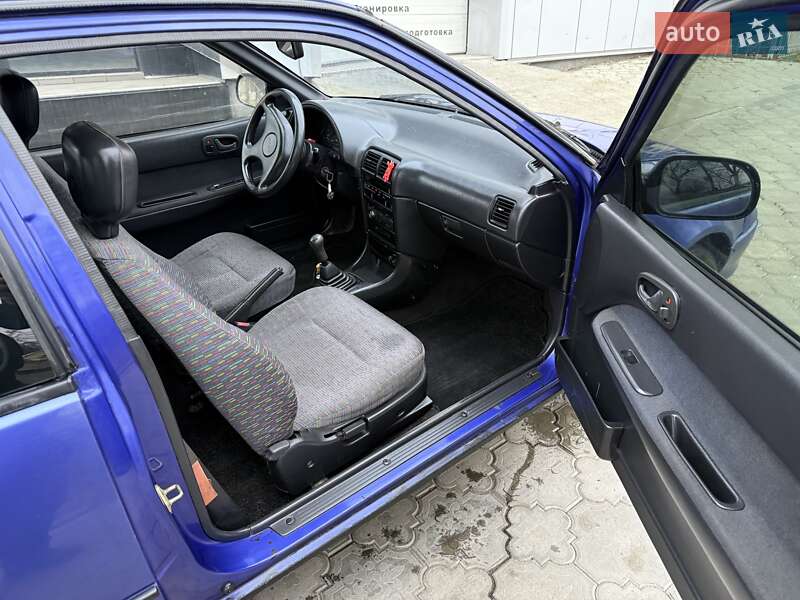 Хэтчбек Mitsubishi Colt 1995 в Николаеве