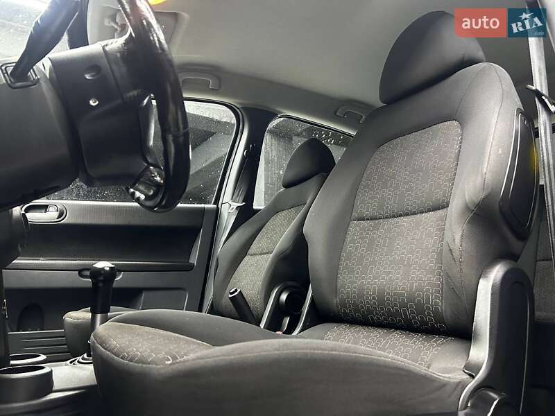 Хэтчбек Mitsubishi Colt 2012 в Черновцах фото 8 Хэтчбек Mitsubishi Colt 2012 в Черновцах