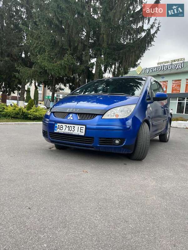 Хэтчбек Mitsubishi Colt 2006 в Калиновке