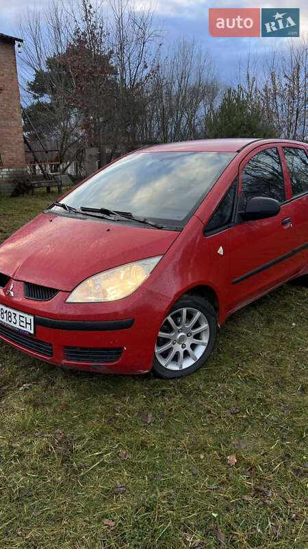 Хэтчбек Mitsubishi Colt 2008 в Киверцах