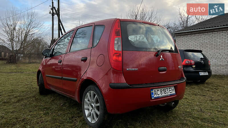 Хэтчбек Mitsubishi Colt 2008 в Киверцах