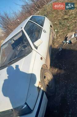 Хэтчбек Mitsubishi Colt 1987 в Сокале