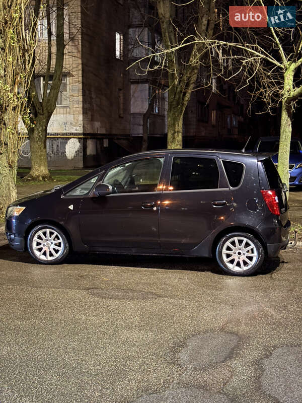 Хетчбек Mitsubishi Colt 2009 в Києві фото Хетчбек Mitsubishi Colt 2009 в Києві