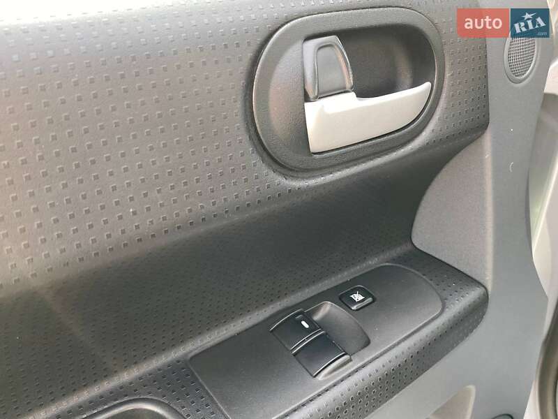 Хетчбек Mitsubishi Colt 2011 в Львові