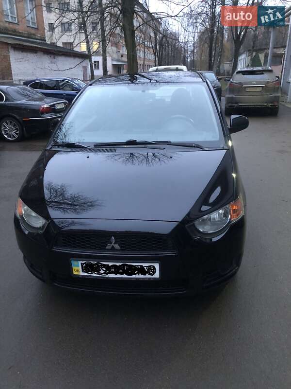 Хэтчбек Mitsubishi Colt 2009 в Сумах фото Хэтчбек Mitsubishi Colt 2009 в Сумах