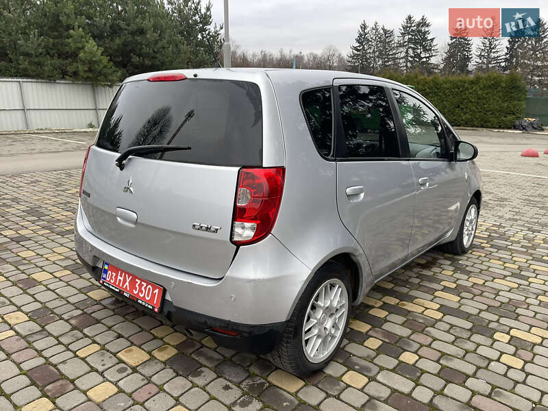 Хэтчбек Mitsubishi Colt 2012 в Луцке