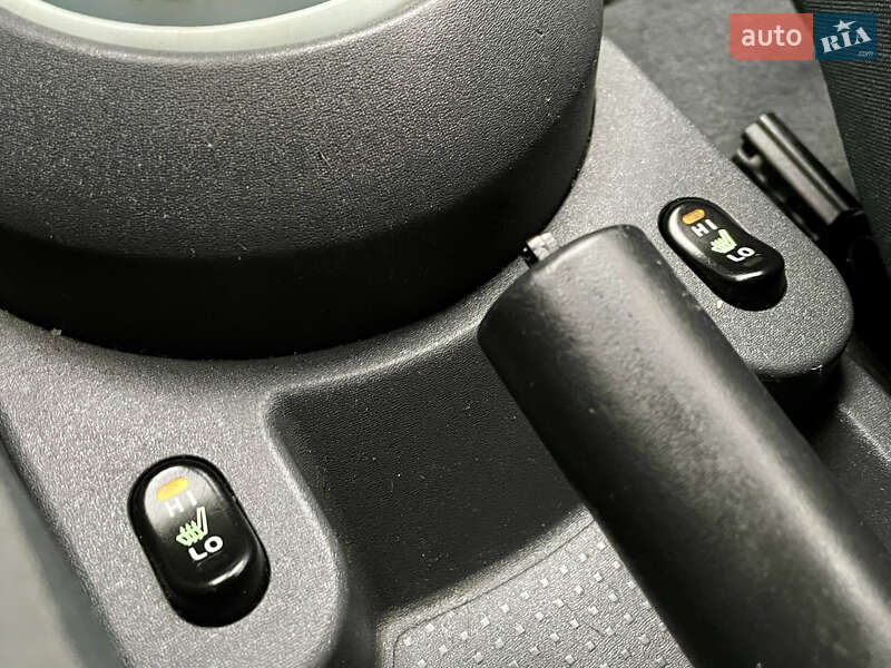 Хетчбек Mitsubishi Colt 2006 в Івано-Франківську