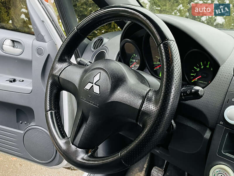 Хетчбек Mitsubishi Colt 2006 в Івано-Франківську