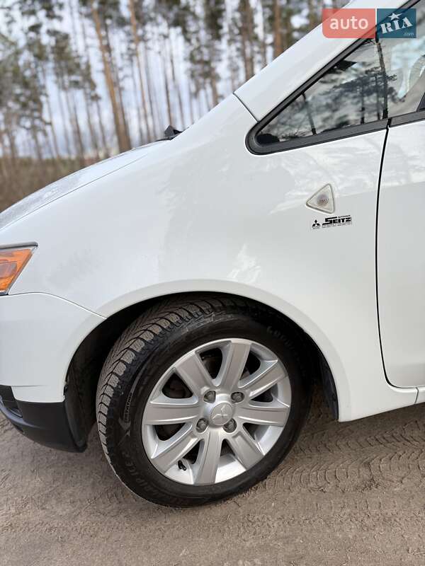 Хетчбек Mitsubishi Colt 2011 в Ірпені