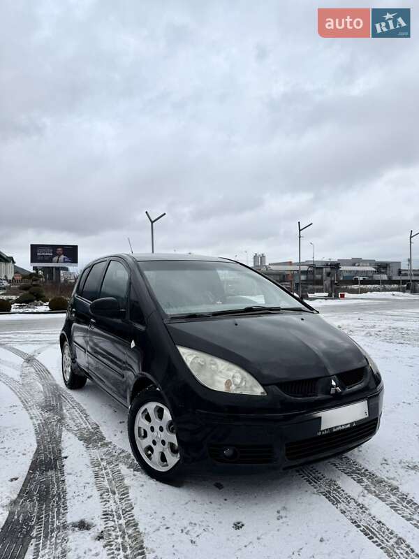 Хэтчбек Mitsubishi Colt 2004 в Хусте