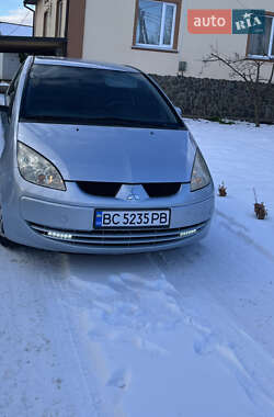 Хэтчбек Mitsubishi Colt 2006 в Новом Роздоле