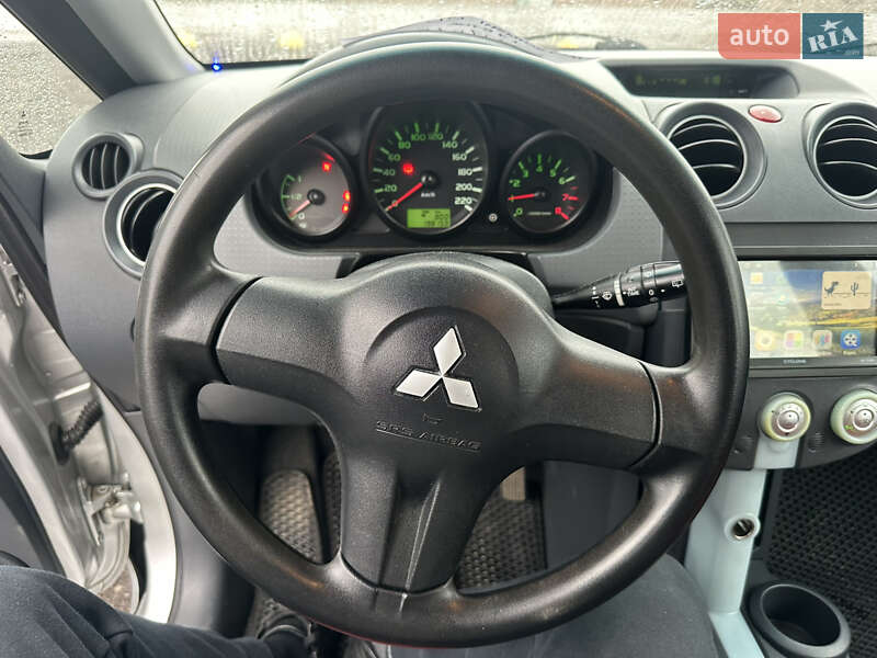 Хетчбек Mitsubishi Colt 2006 в Івано-Франківську