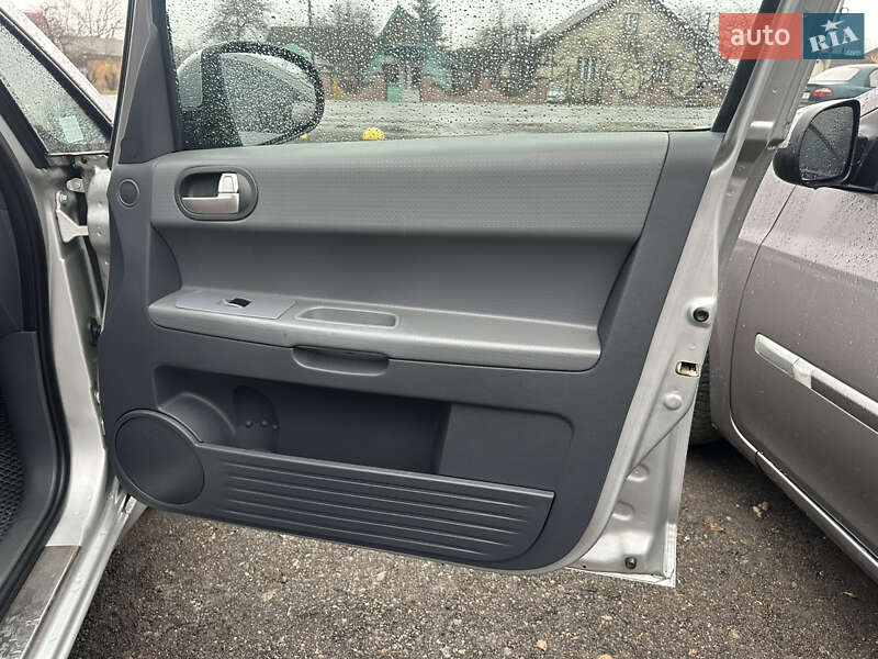 Хетчбек Mitsubishi Colt 2006 в Івано-Франківську