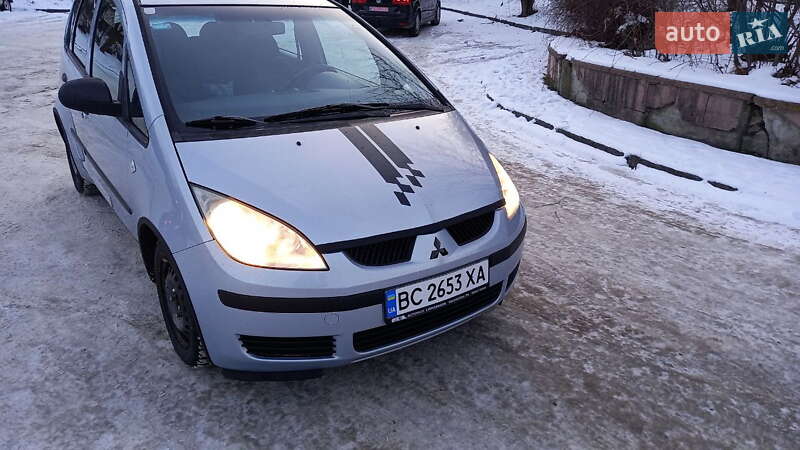 Mitsubishi Colt 2006