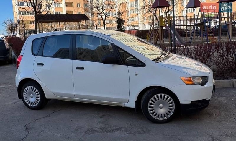 Mitsubishi Colt 2010