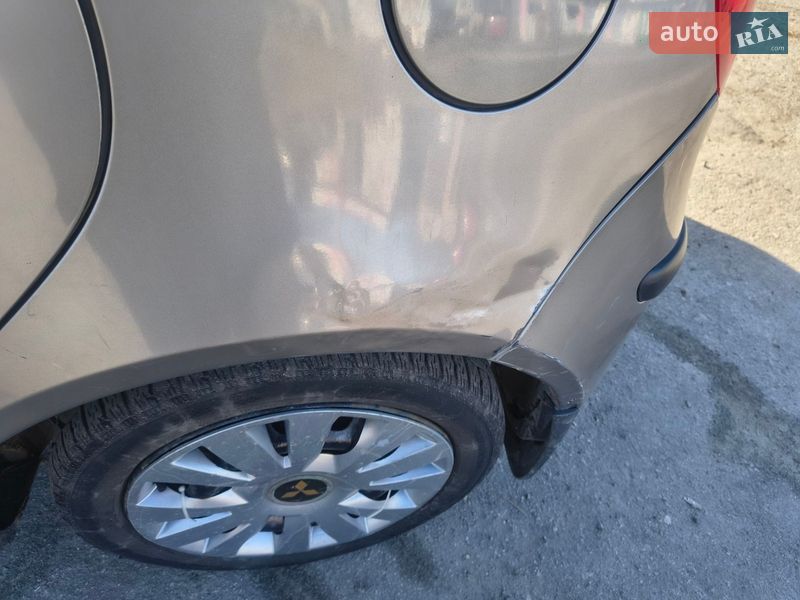 Хэтчбек Mitsubishi Colt 2008 в Фастове