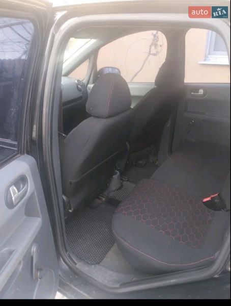 Хэтчбек Mitsubishi Colt 2007 в Ивановке