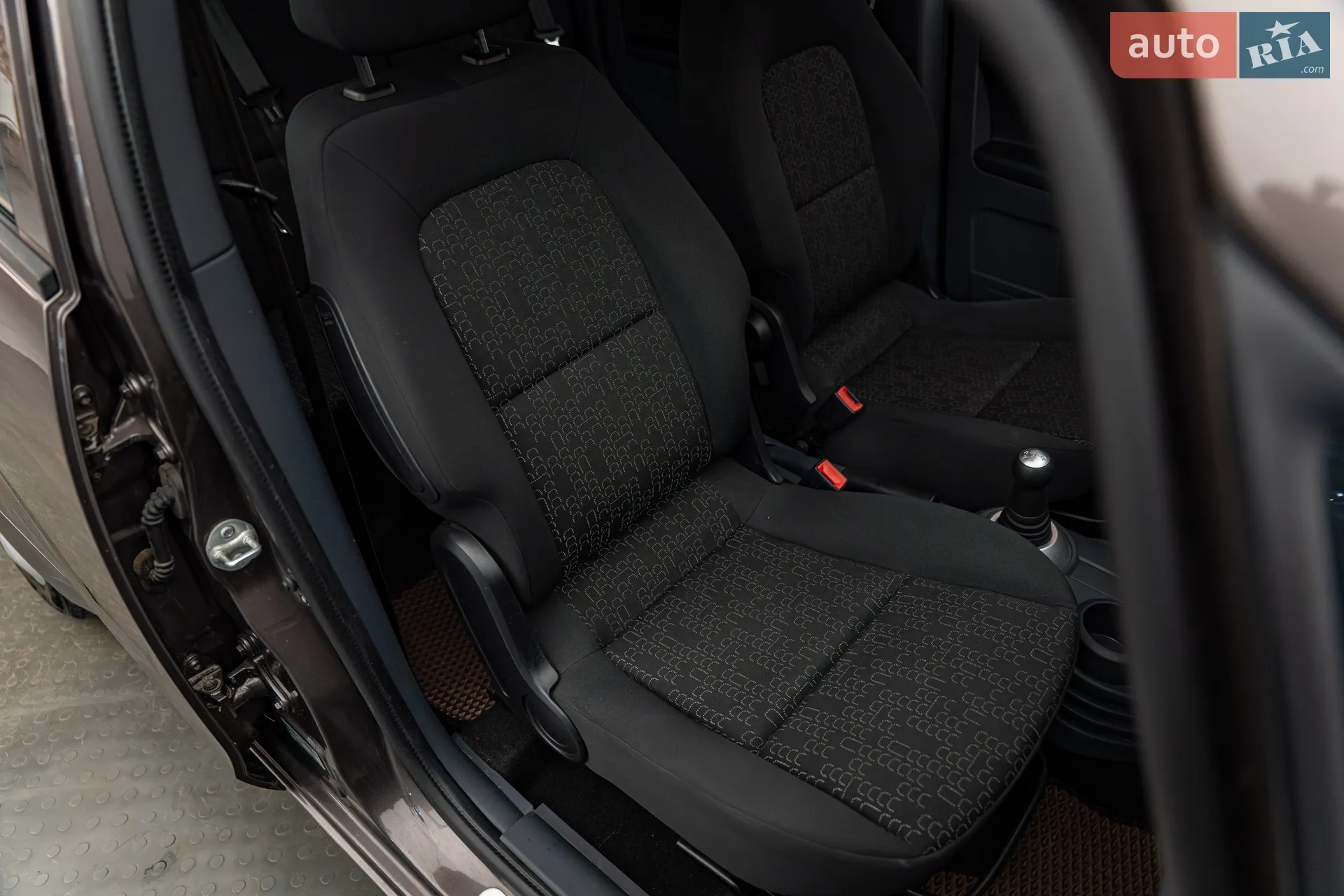 2011 Mitsubishi Colt - мініатюра 15