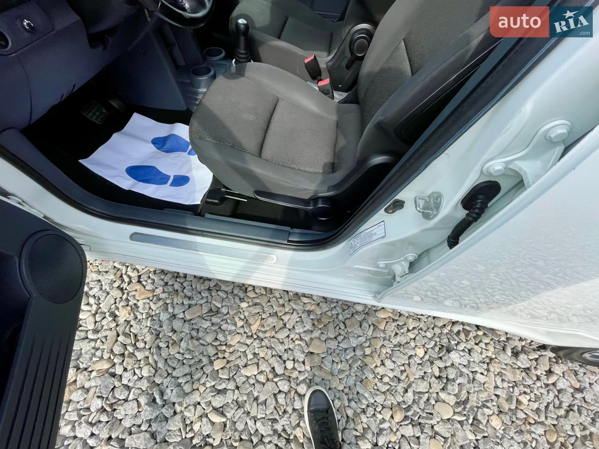 2012 Mitsubishi Colt - мініатюра 16