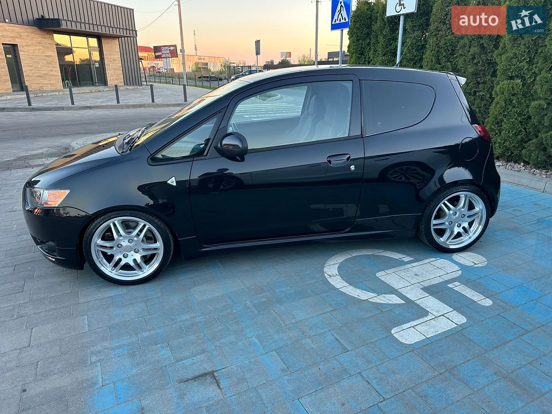 2012 Mitsubishi Colt - мініатюра 4