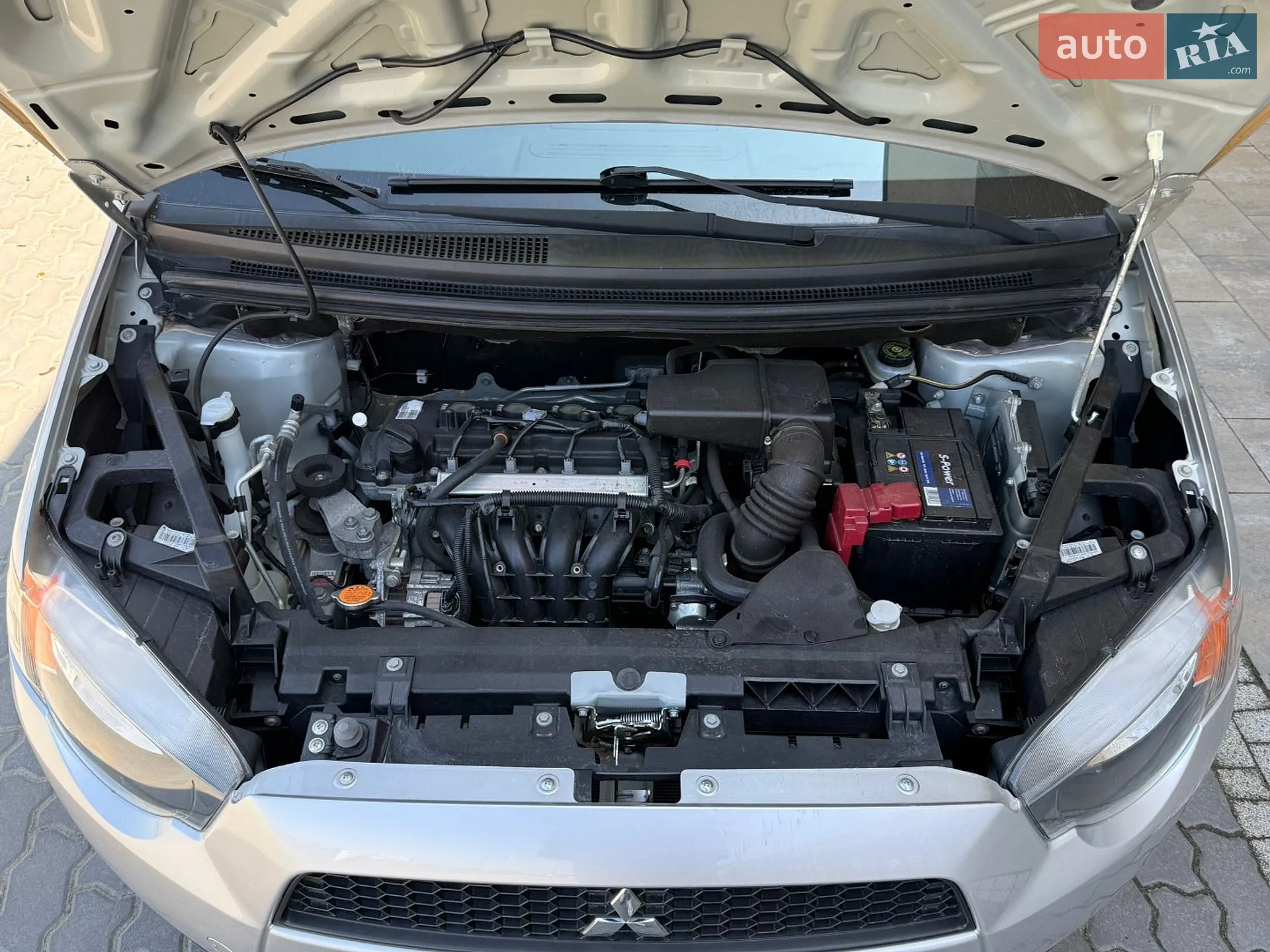 2010 Mitsubishi Colt - мініатюра 32