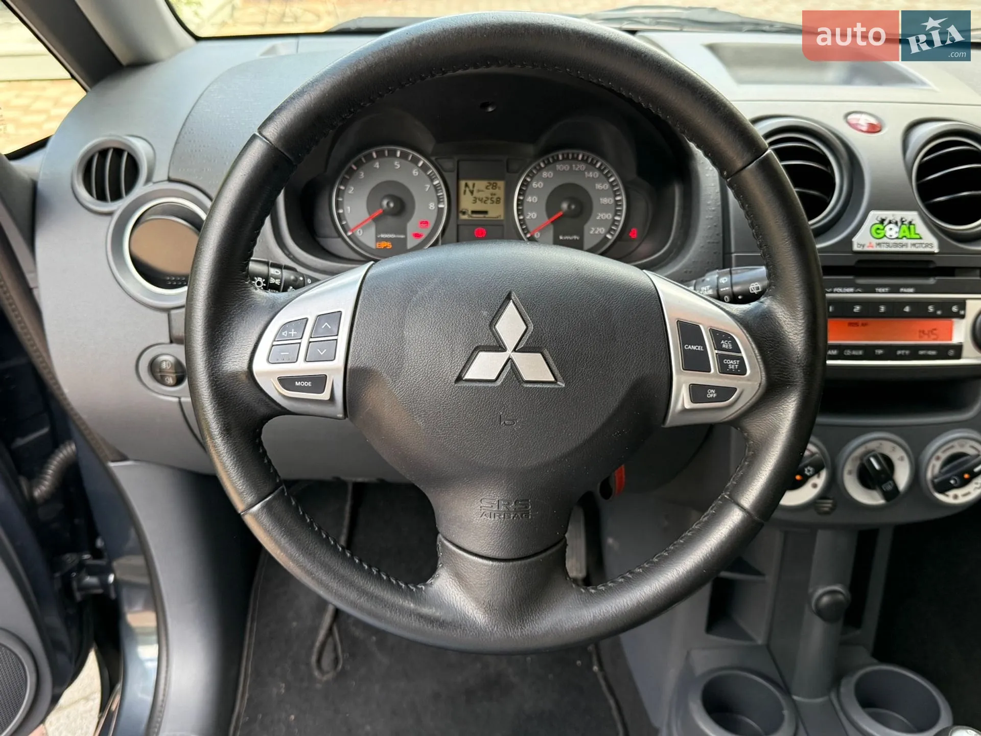 2012 Mitsubishi Colt - мініатюра 22