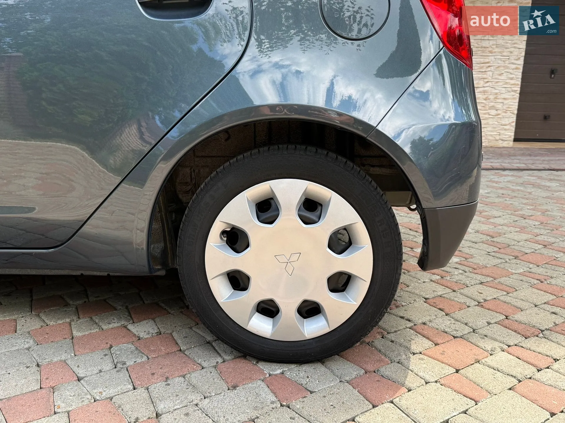 2012 Mitsubishi Colt - мініатюра 38