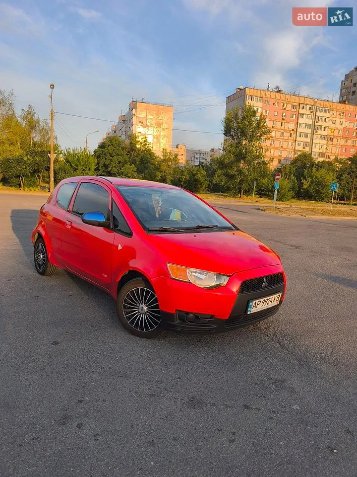 2010 Mitsubishi Colt - мініатюра 14