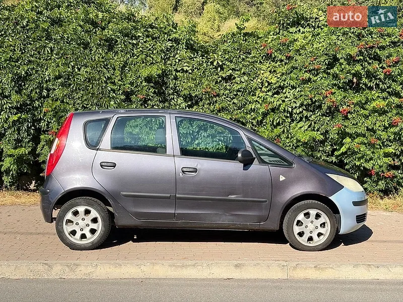 Mitsubishi Colt
