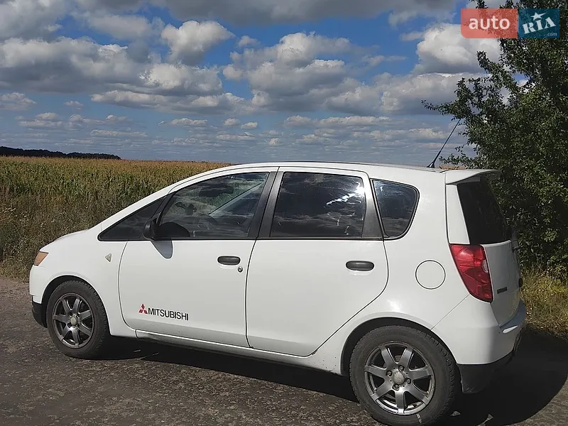 Mitsubishi Colt 2009