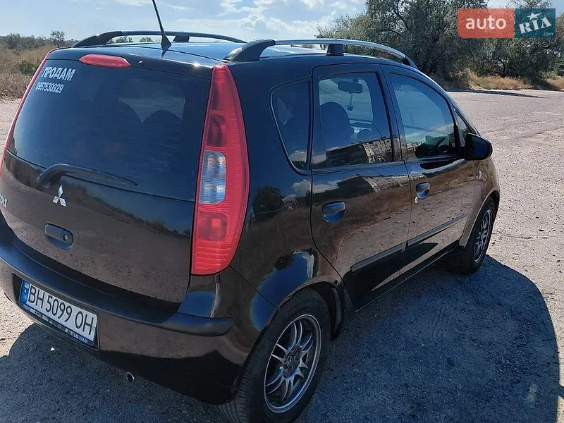 Mitsubishi Colt 2005