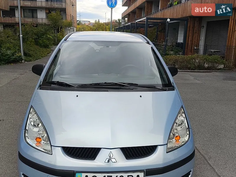 Mitsubishi Colt