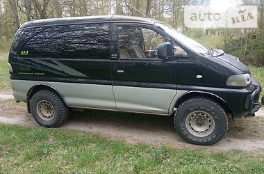 Мінівен Mitsubishi Delica 1994 в 