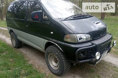 Мінівен Mitsubishi Delica 1994 в 