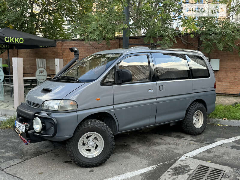 Минивэн Mitsubishi Delica 2000 в Одессе