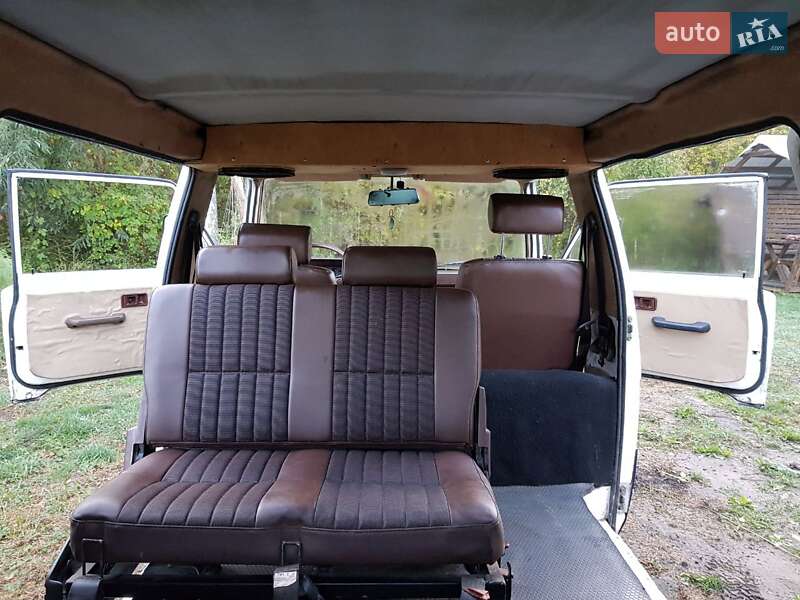 Мінівен Mitsubishi Delica 1983 в Києві