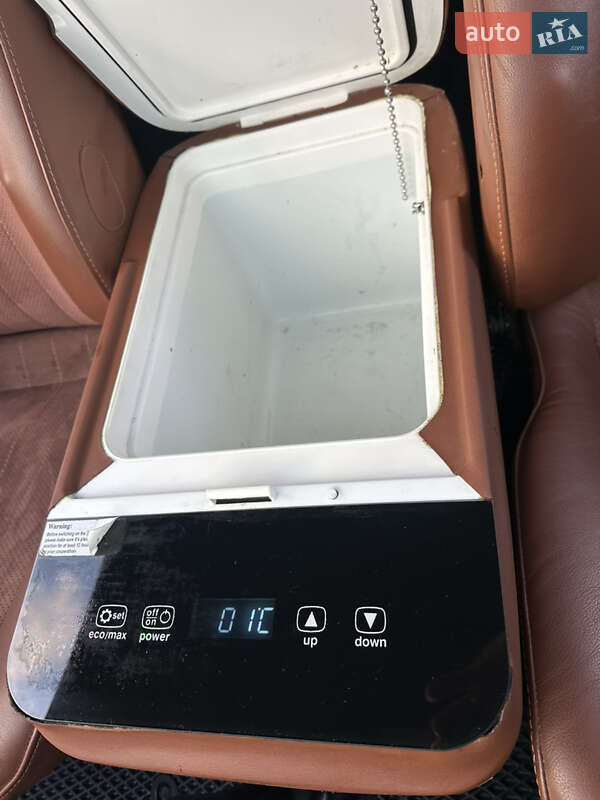 Минивэн Mitsubishi Delica 2001 в Ровно