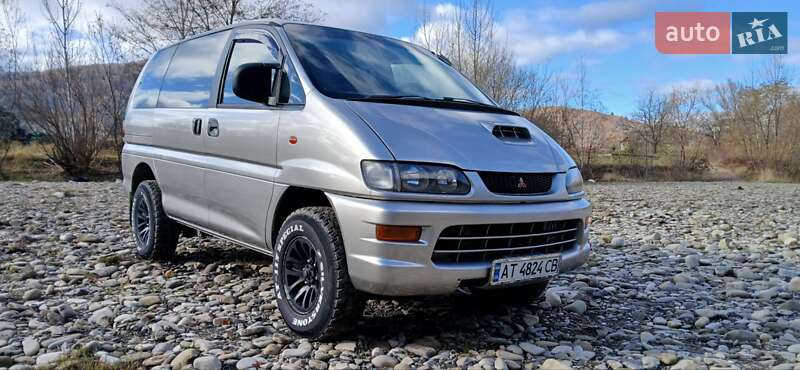 Минивэн Mitsubishi Delica 1999 в Кутах фото Минивэн Mitsubishi Delica 1999 в Кутах