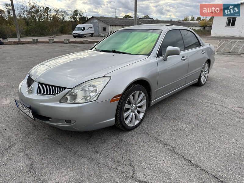 Седан Mitsubishi Diamante 2004 в 