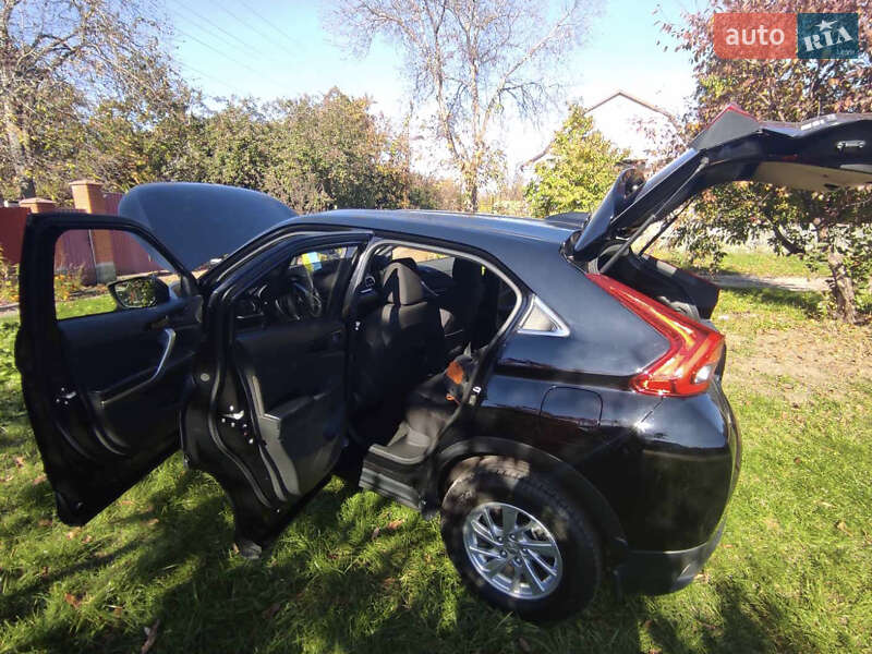 Позашляховик / Кросовер Mitsubishi Eclipse Cross 2018 в Василькові