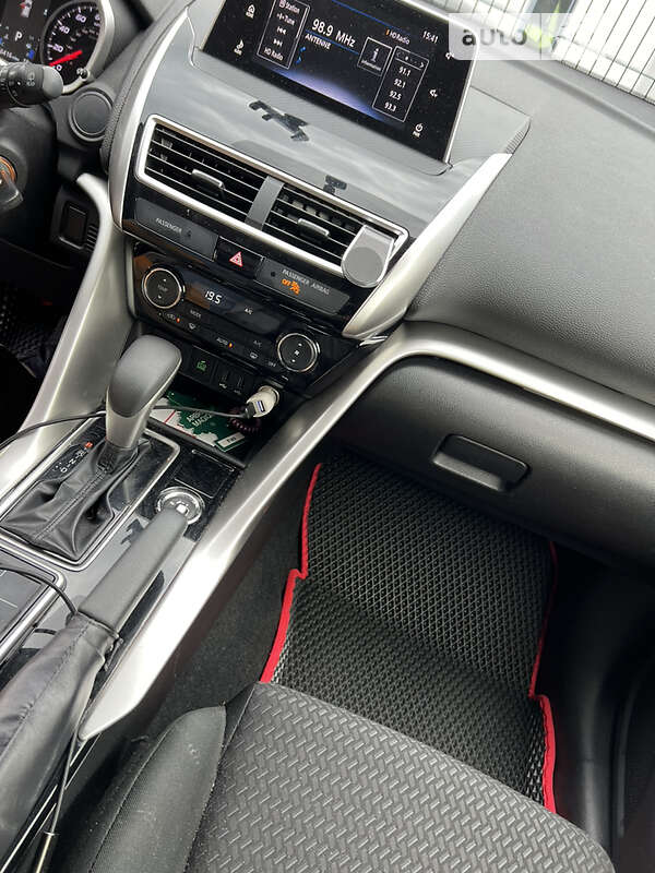 Внедорожник / Кроссовер Mitsubishi Eclipse Cross 2018 в Киеве
