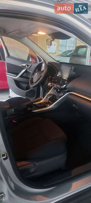 Внедорожник / Кроссовер Mitsubishi Eclipse Cross 2022 в Днепре