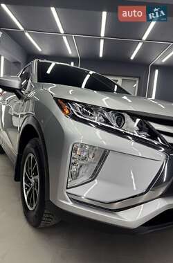 Внедорожник / Кроссовер Mitsubishi Eclipse Cross 2019 в 