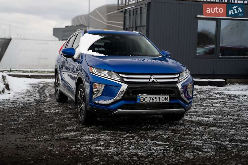 Позашляховик / Кросовер Mitsubishi Eclipse Cross 2018 в 