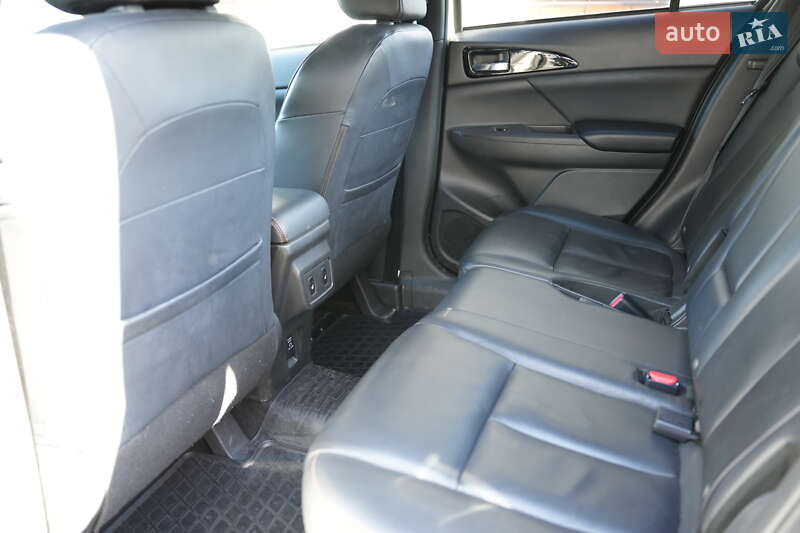 Внедорожник / Кроссовер Mitsubishi Eclipse Cross 2019 в Жовкве фото 16 Внедорожник / Кроссовер Mitsubishi Eclipse Cross 2019 в Жовкве