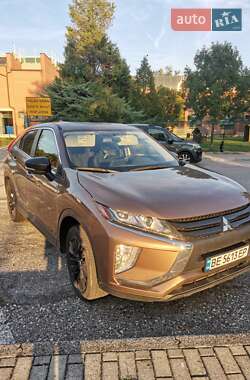 Внедорожник / Кроссовер Mitsubishi Eclipse Cross 2018 в 